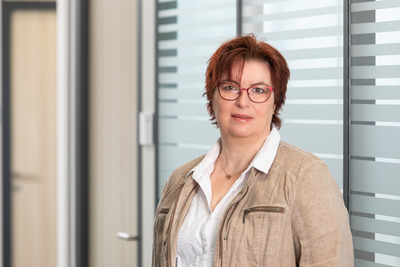 Frau Sandra Scheidges-Klingelhöfer